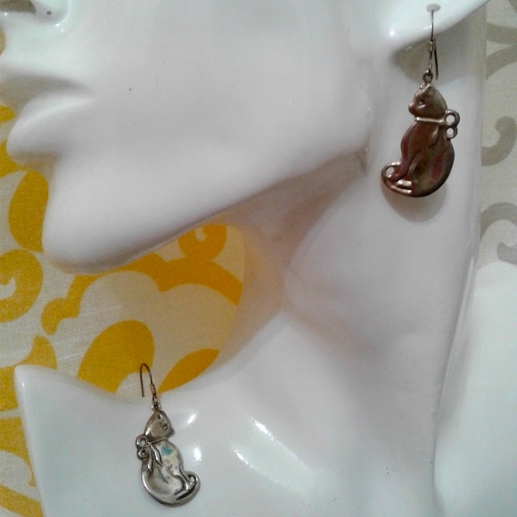 STERLING SILVER CAT EARRINGS - Picture 2 of 5